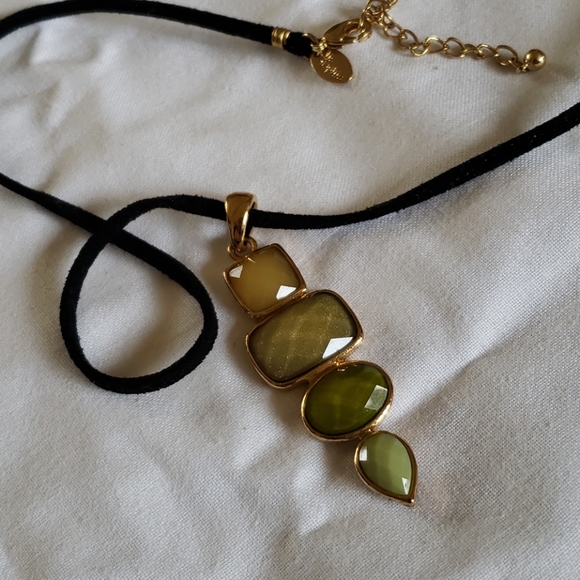 Necklace - Picture 2 of 2